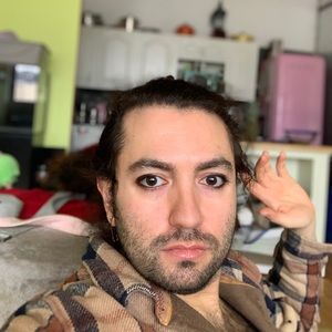 Meet your Posher, Egemen